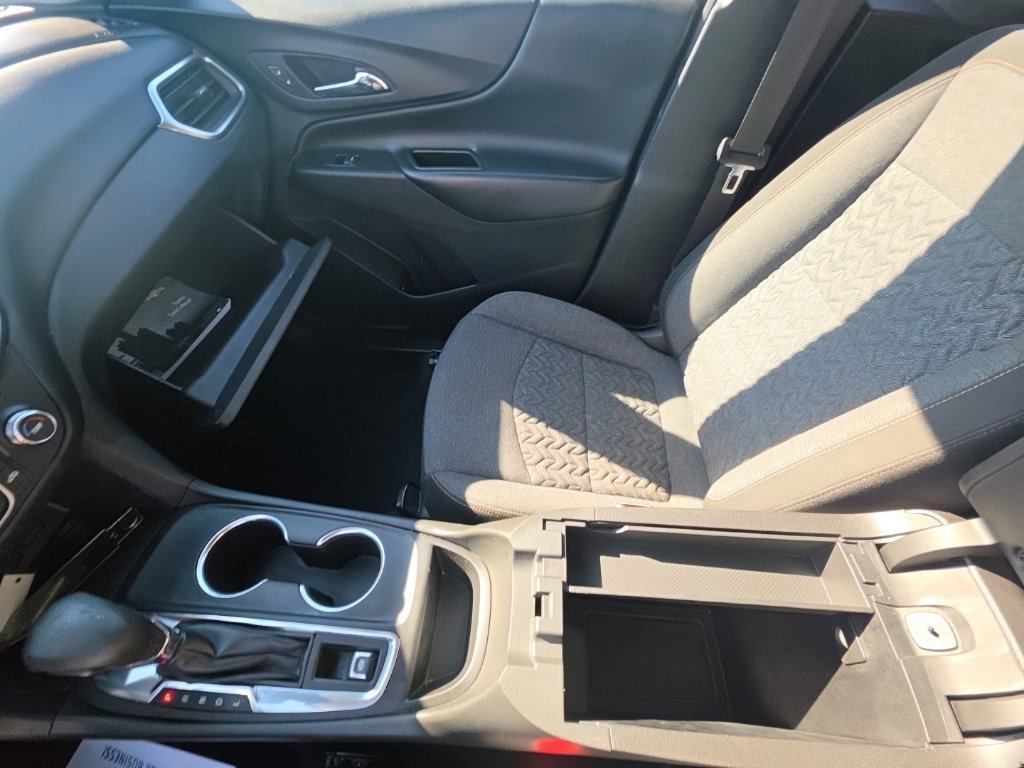 Used 2022 Chevrolet Equinox LT AWD/4WD image 23