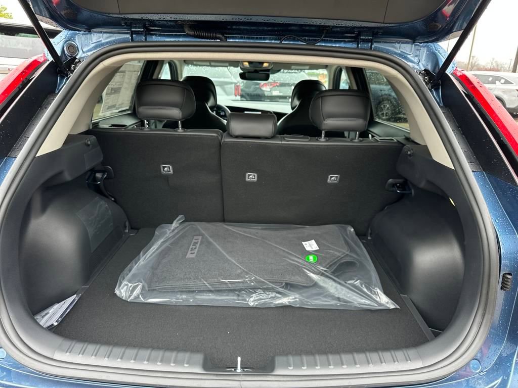 New 2025 Kia Niro EX image 29