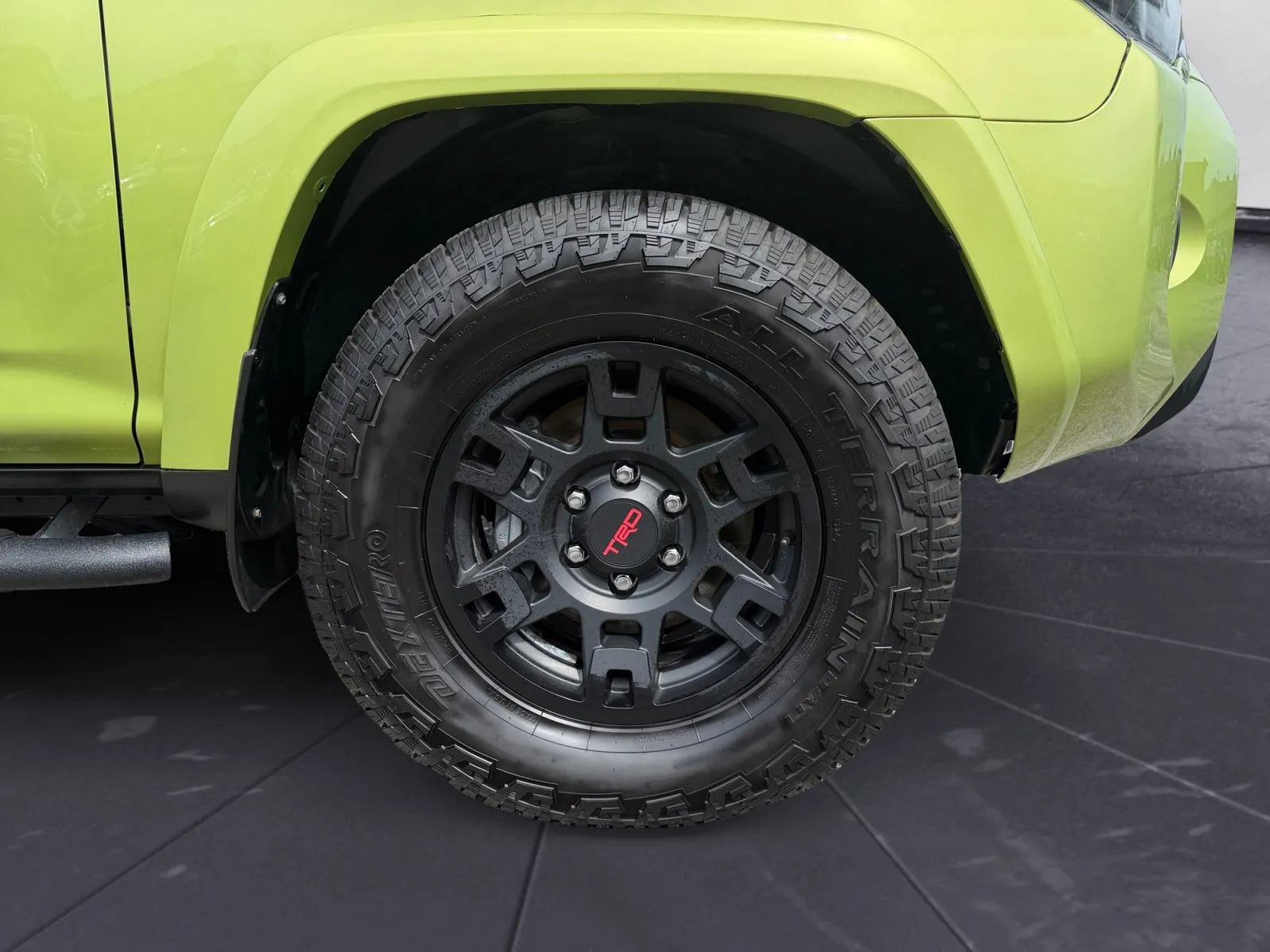 Used 2023 Toyota 4Runner TRD Off-Road Premium AWD/4WD image 30