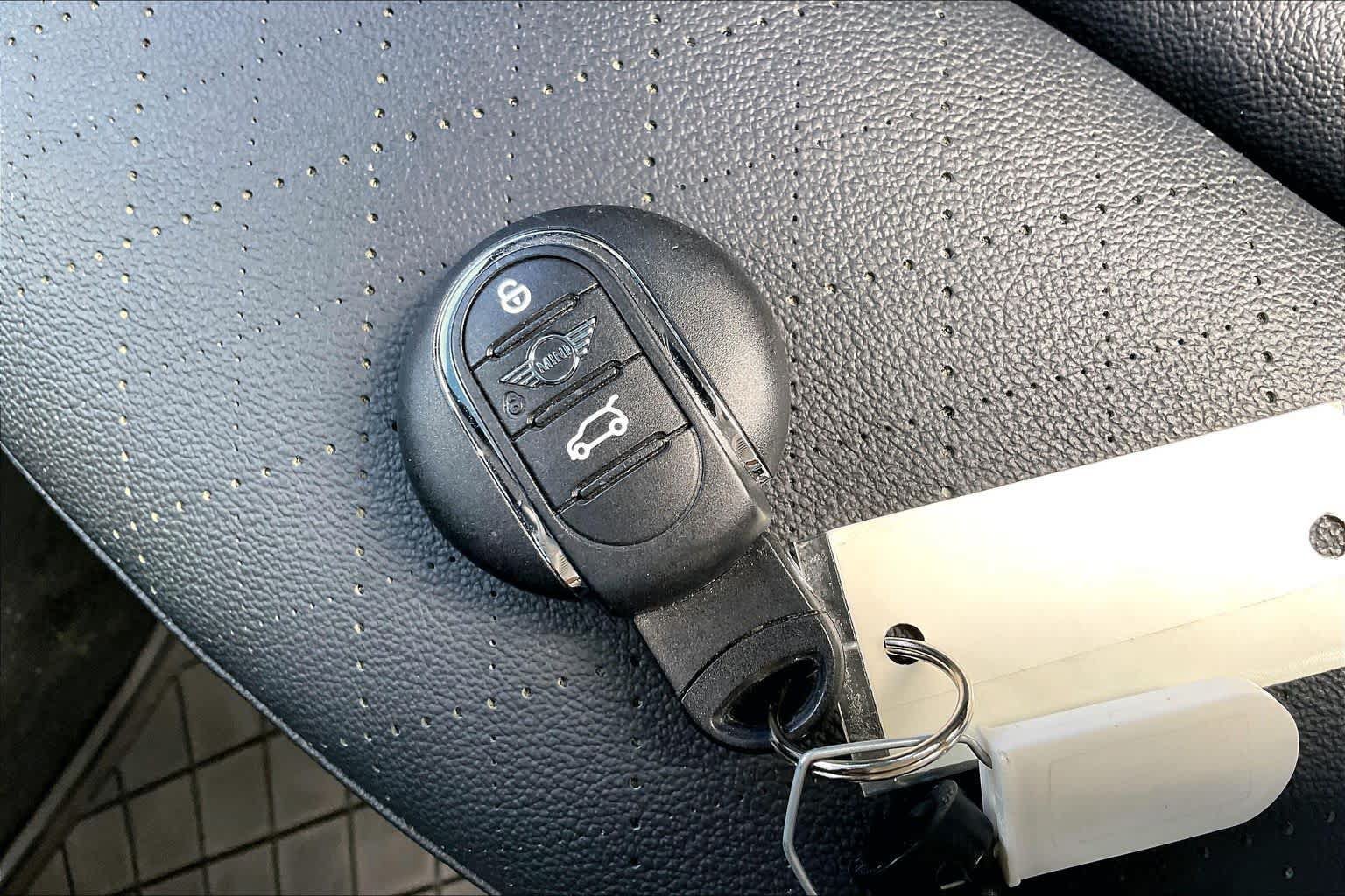 Used 2024 MINI Cooper Countryman S w/ Signature Upholstery Package AWD/4WD image 14