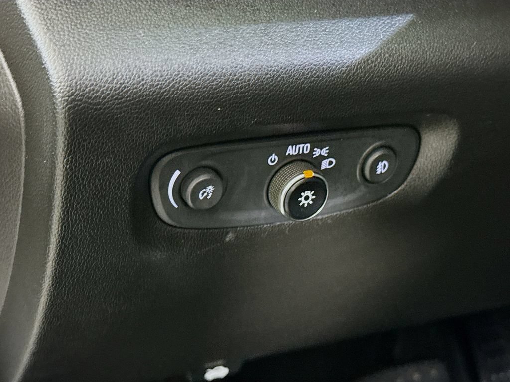 Used 2019 Chevrolet Traverse RS w/ LPO, Floor Liner Package AWD/4WD image 20