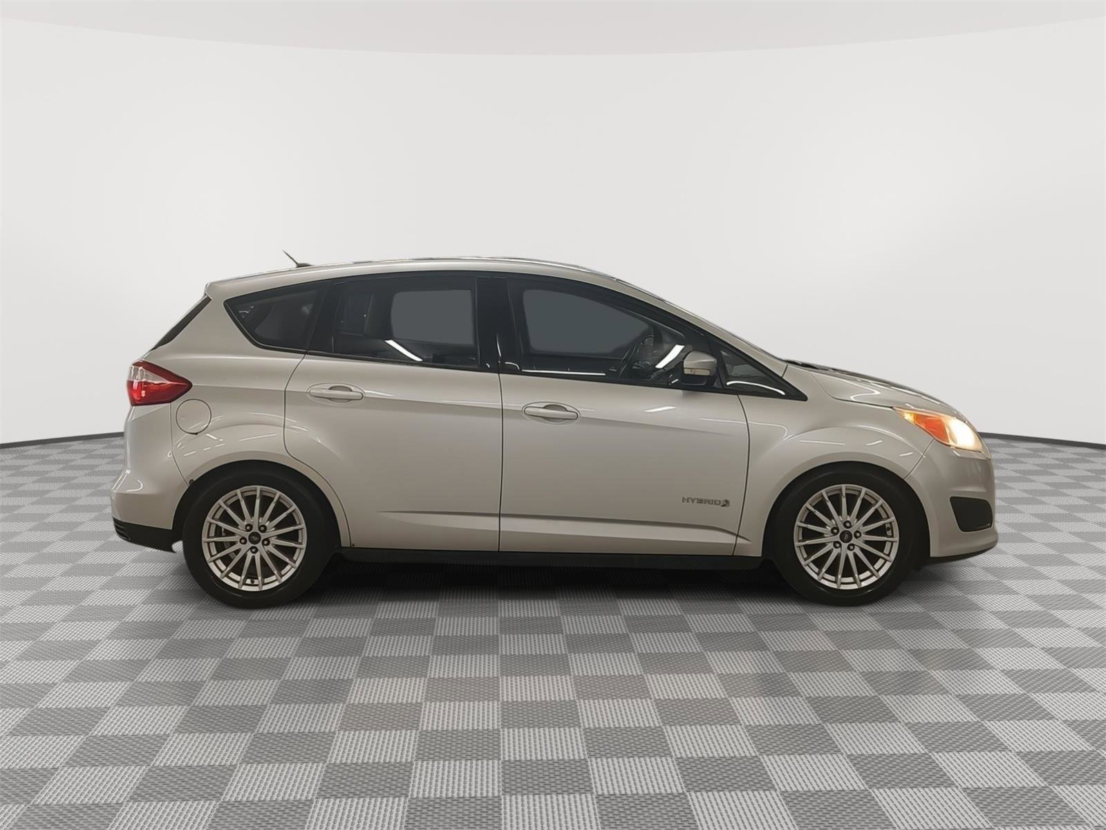 Used 2013 Ford C-MAX SE FWD image 25