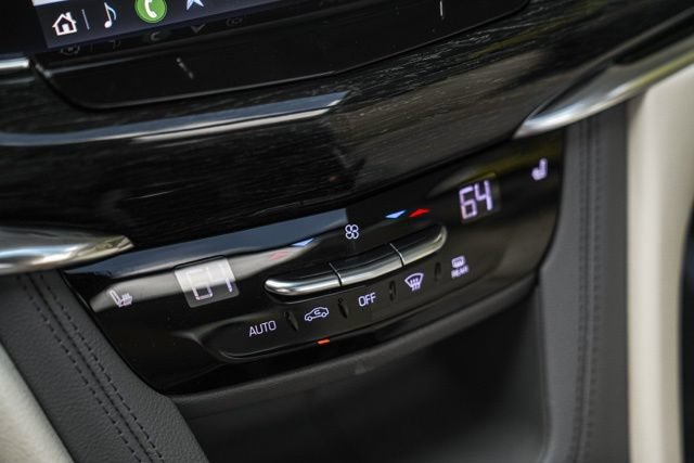 Used 2020 Cadillac XT6 Premium Luxury AWD/4WD image 36