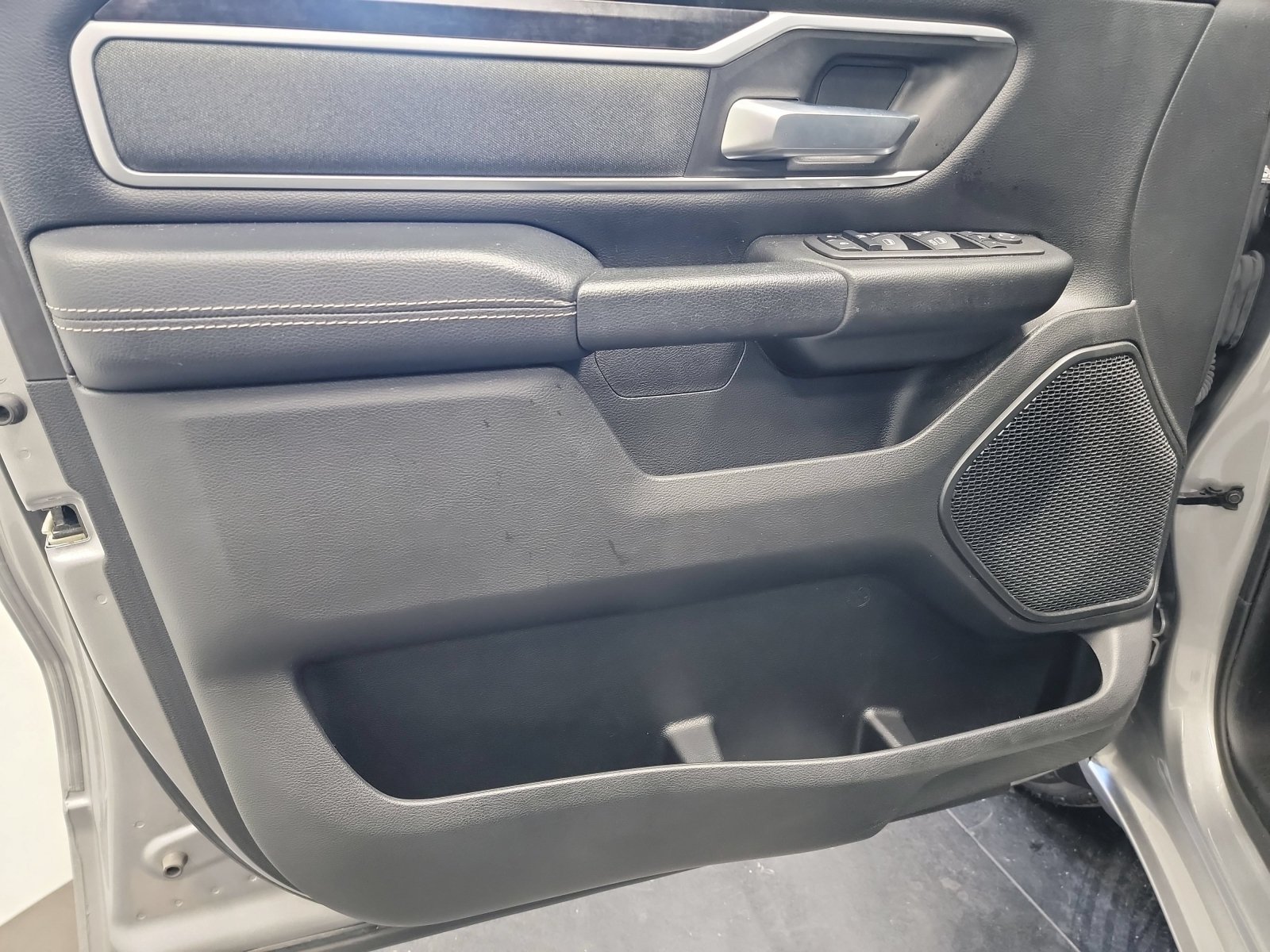 Used 2023 RAM 1500 Big Horn AWD/4WD image 13