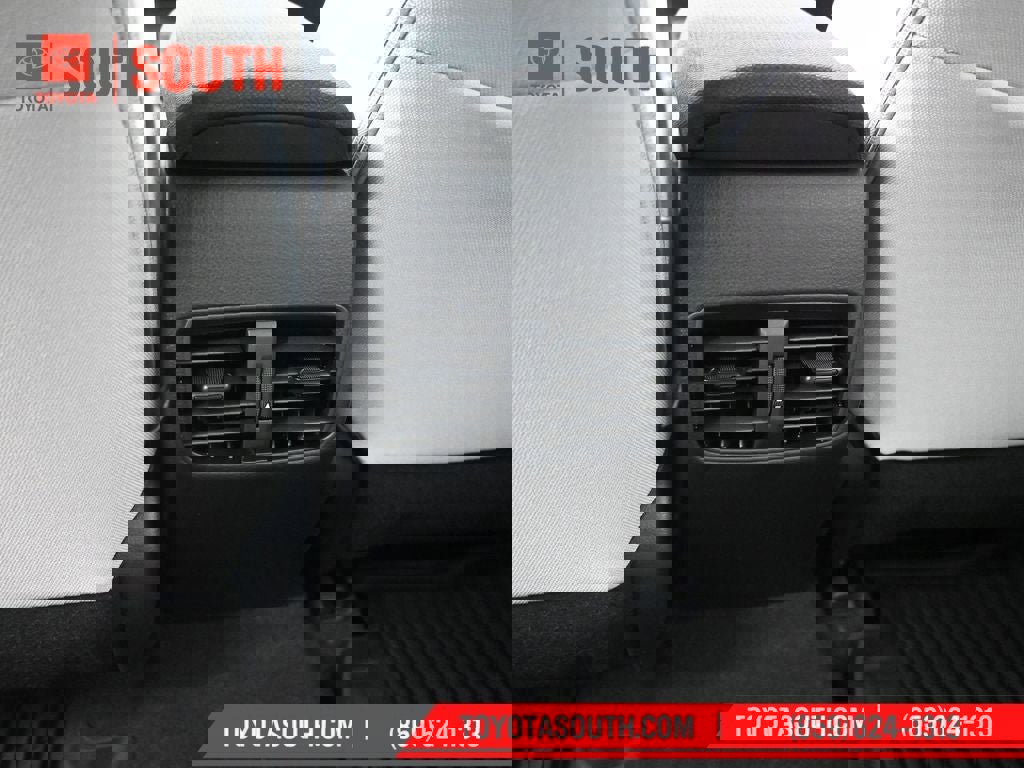 New 2026 Toyota Corolla Cross L image 25