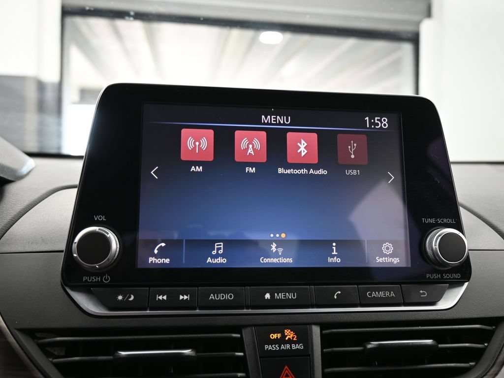 Used 2023 Nissan Altima 2.5 SV FWD image 22