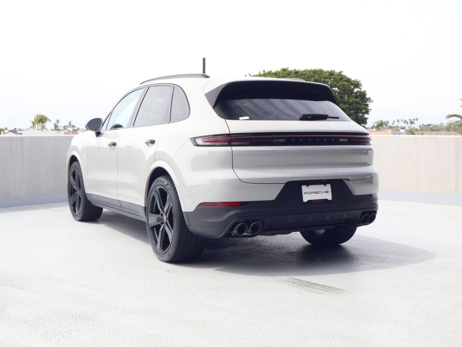 New 2026 Porsche Cayenne image 3