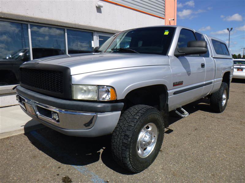 Used 2001 Dodge Ram 2500 Truck 4x4 Quad Cab video 1