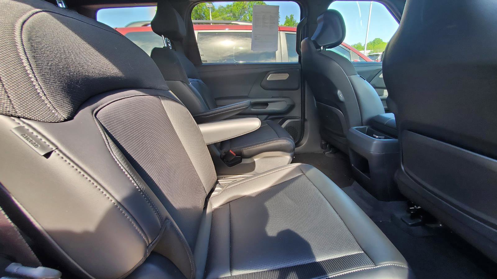 Used 2027 Kia Telluride S image 6