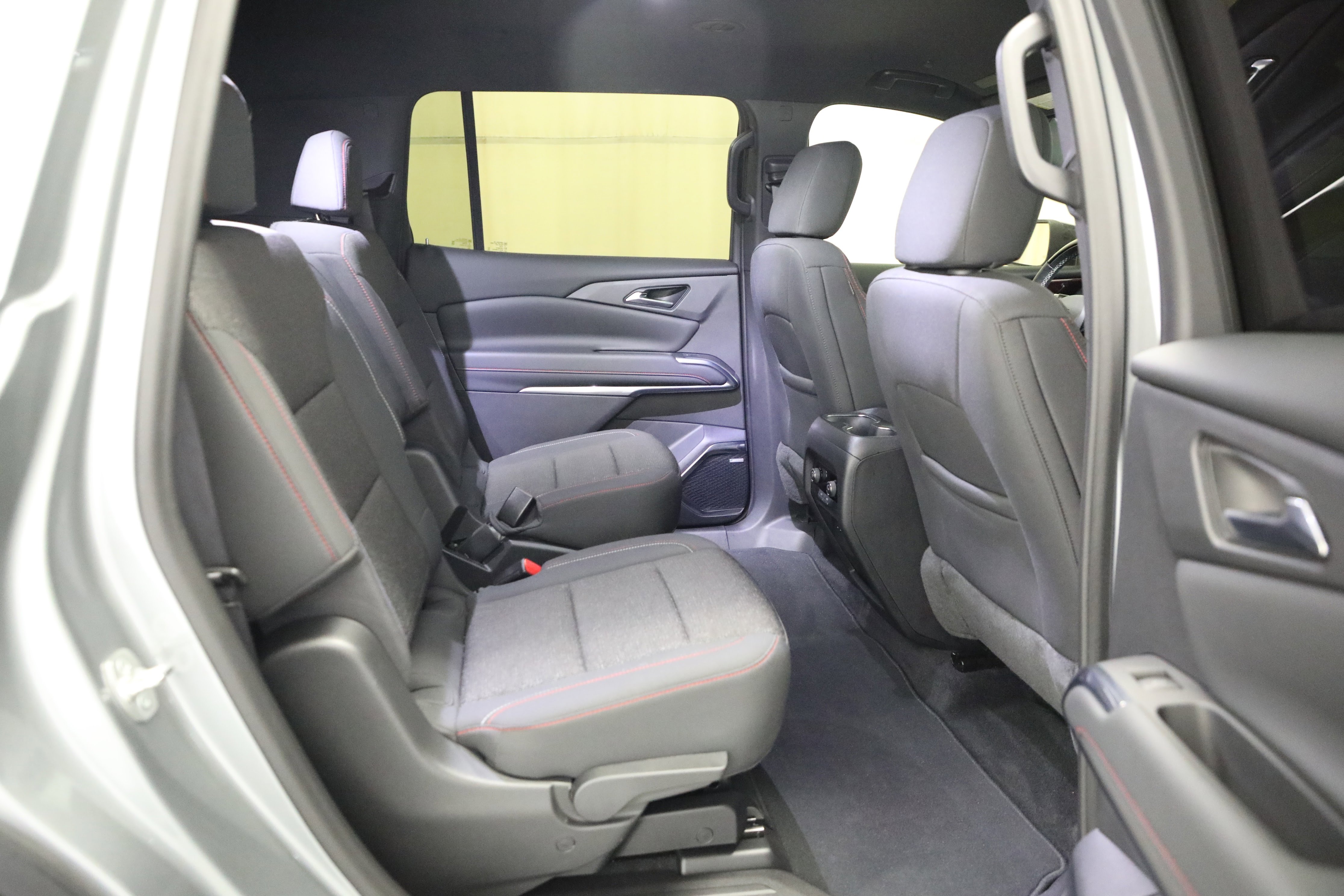 Used 2024 Chevrolet Traverse Z71 w/ Enhanced Driving Package image 15