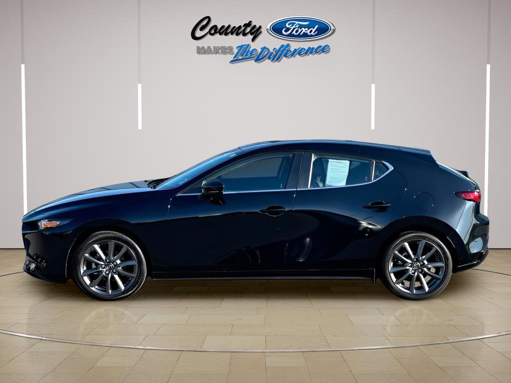 Used 2022 MAZDA MAZDA3 s FWD image 3
