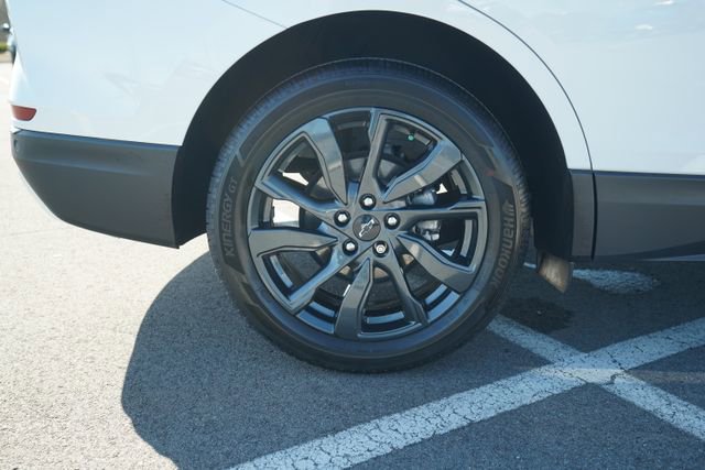 Used 2023 Chevrolet Equinox RS image 42