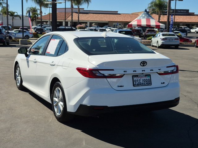 Used 2025 Toyota Camry LE FWD image 8