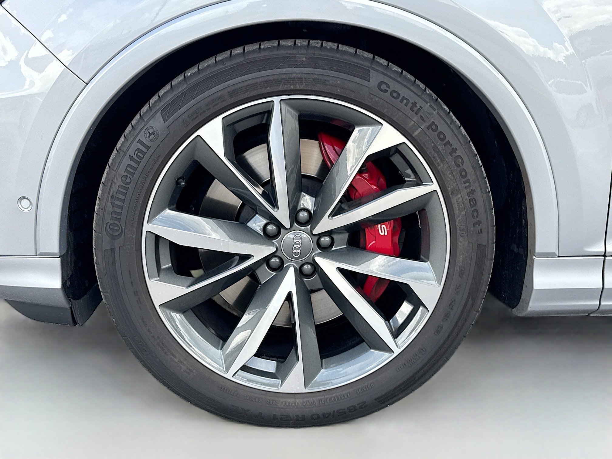 Used 2021 Audi SQ7 Prestige AWD/4WD image 45