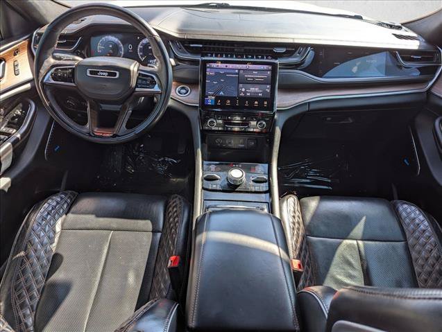 Used 2022 Jeep Grand Cherokee Summit w/ Luxury Tech Group V AWD/4WD image 18