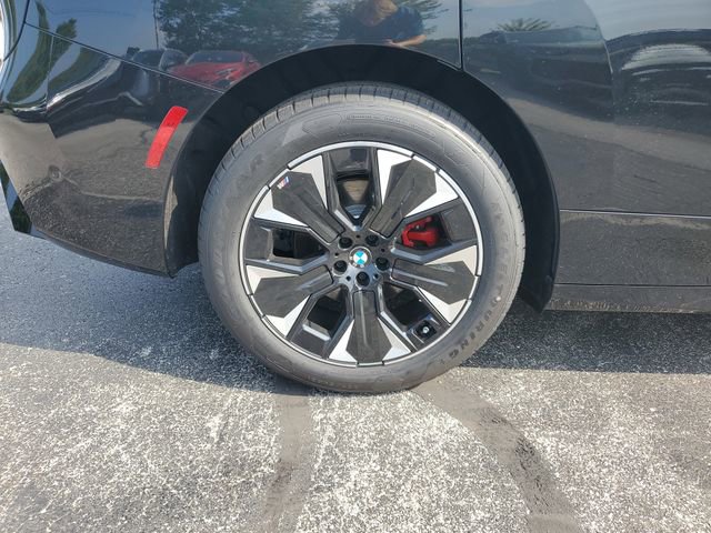 New 2026 BMW iX xDrive45 w/ M Sport Package image 3