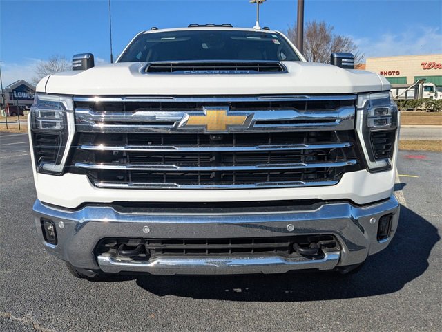 Certified 2025 Chevrolet Silverado 2500 LTZ w/ LTZ Convenience Package image 8