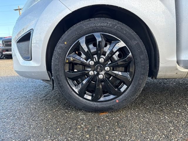 Used 2013 Ford Fiesta S image 27