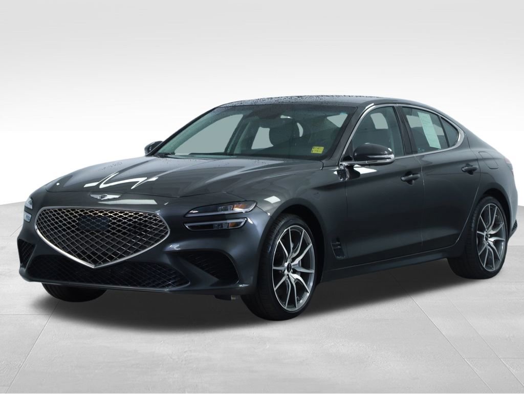Used 2025 Genesis G70 2.5T image 8