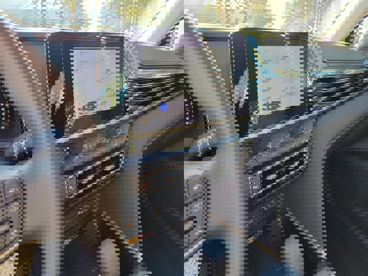 Used 2025 Toyota Camry LE image 24