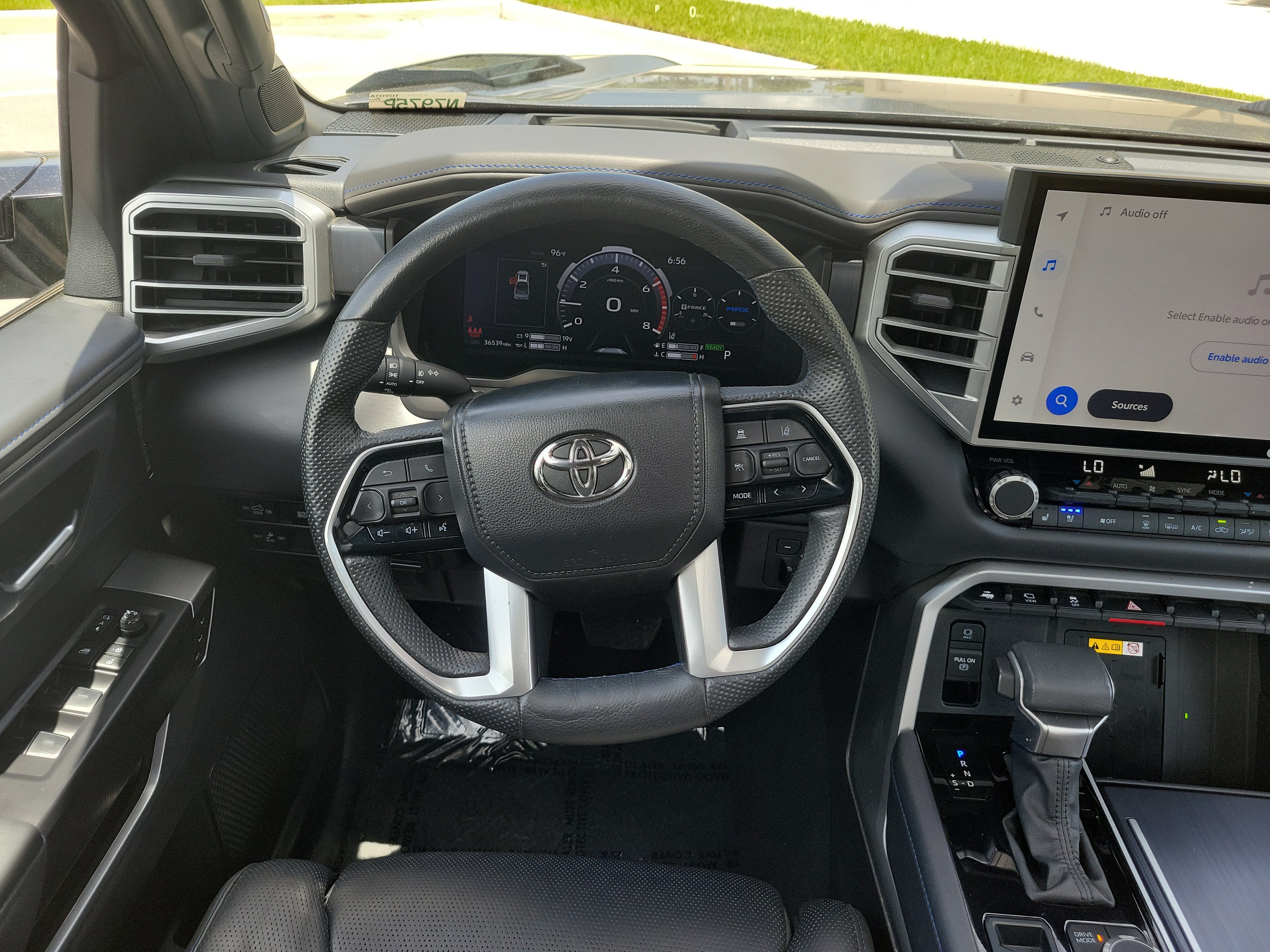 Used 2024 Toyota Tundra Platinum AWD/4WD image 19
