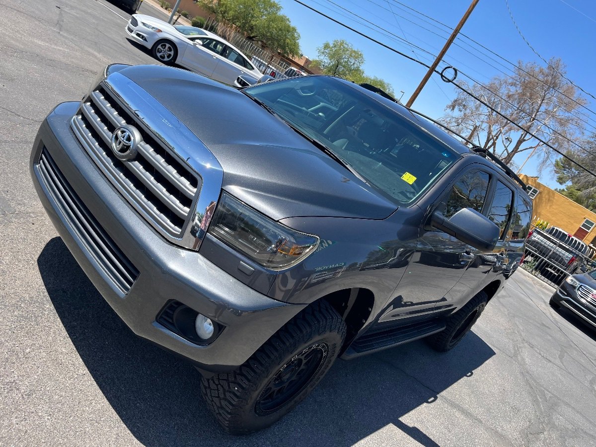 Used 2014 Toyota Sequoia SR5 AWD/4WD image 49