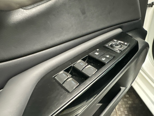 Used 2023 Lexus ES 350 w/ Premium Package FWD image 13