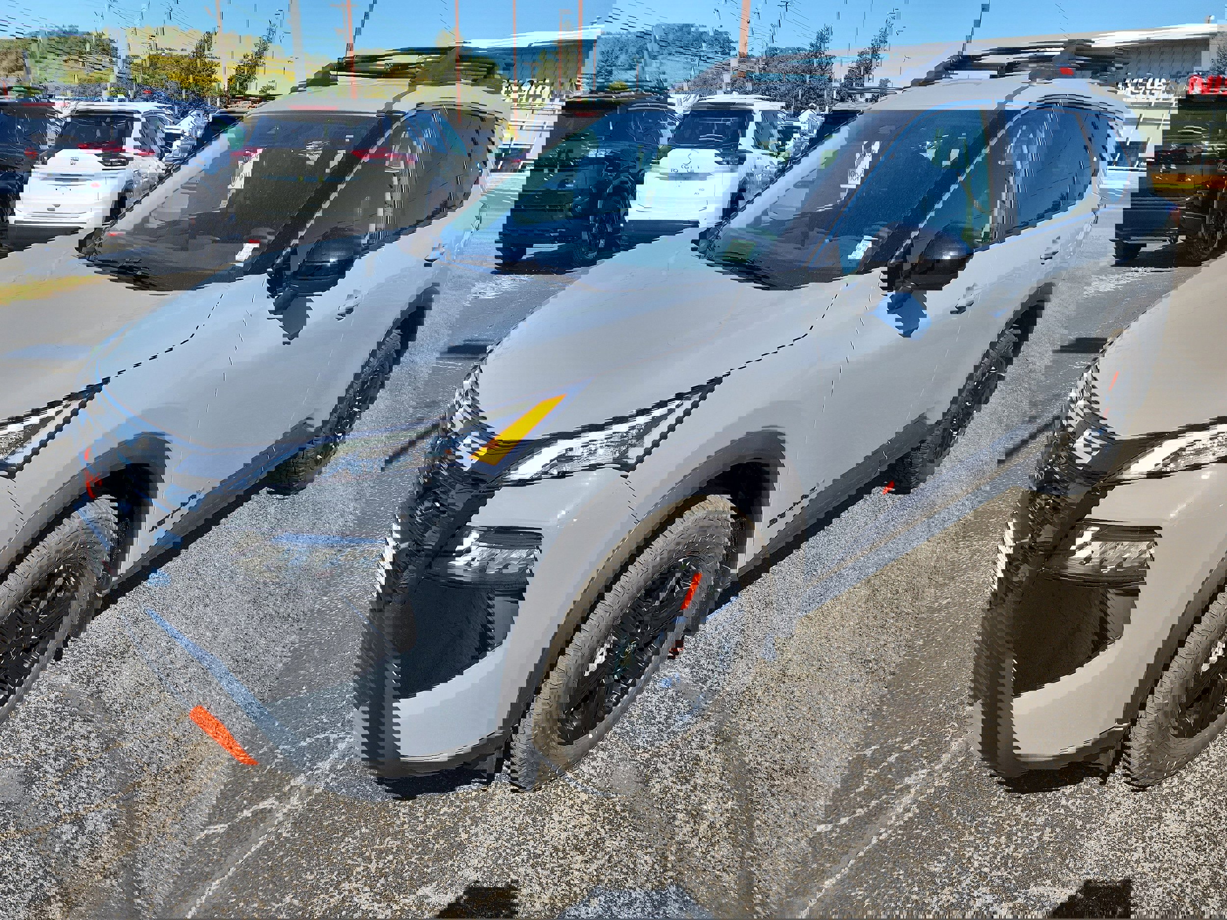 New 2026 Nissan Rogue SV image 4