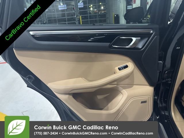 Used 2021 Porsche Macan AWD/4WD image 27