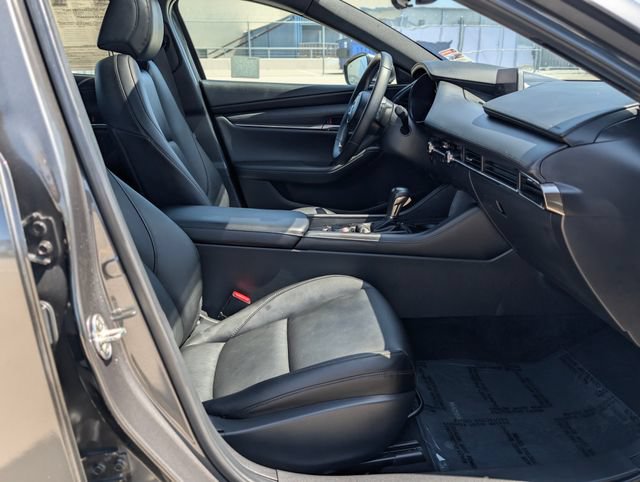 Used 2022 MAZDA MAZDA3 s FWD image 12