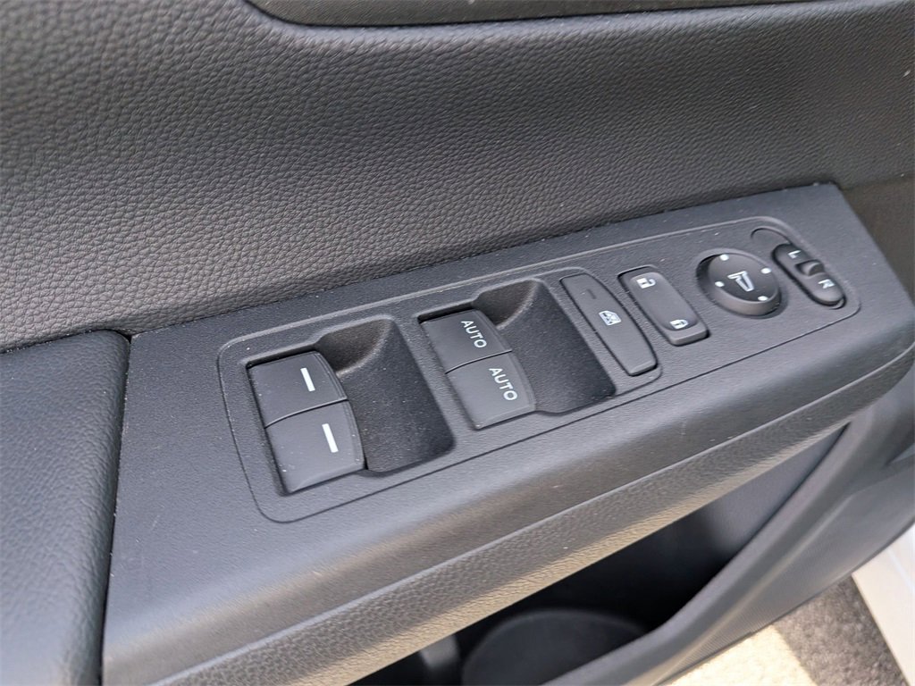 Used 2024 Honda CR-V EX image 13