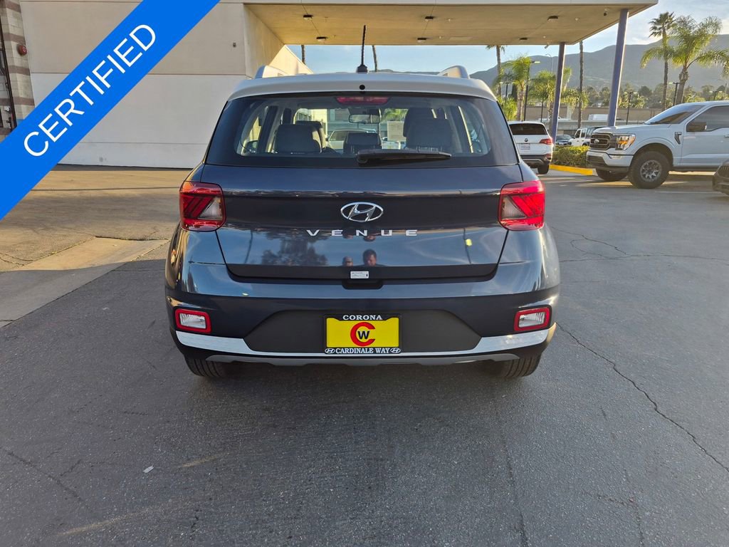 Used 2025 Hyundai Venue Limited image 6