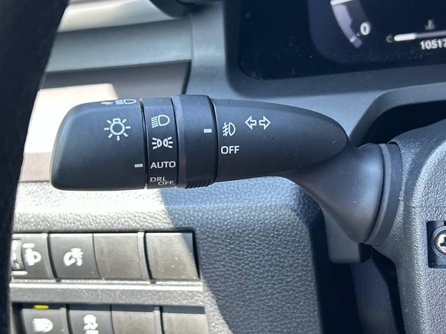 Used 2024 Toyota Tacoma TRD Off-Road image 31