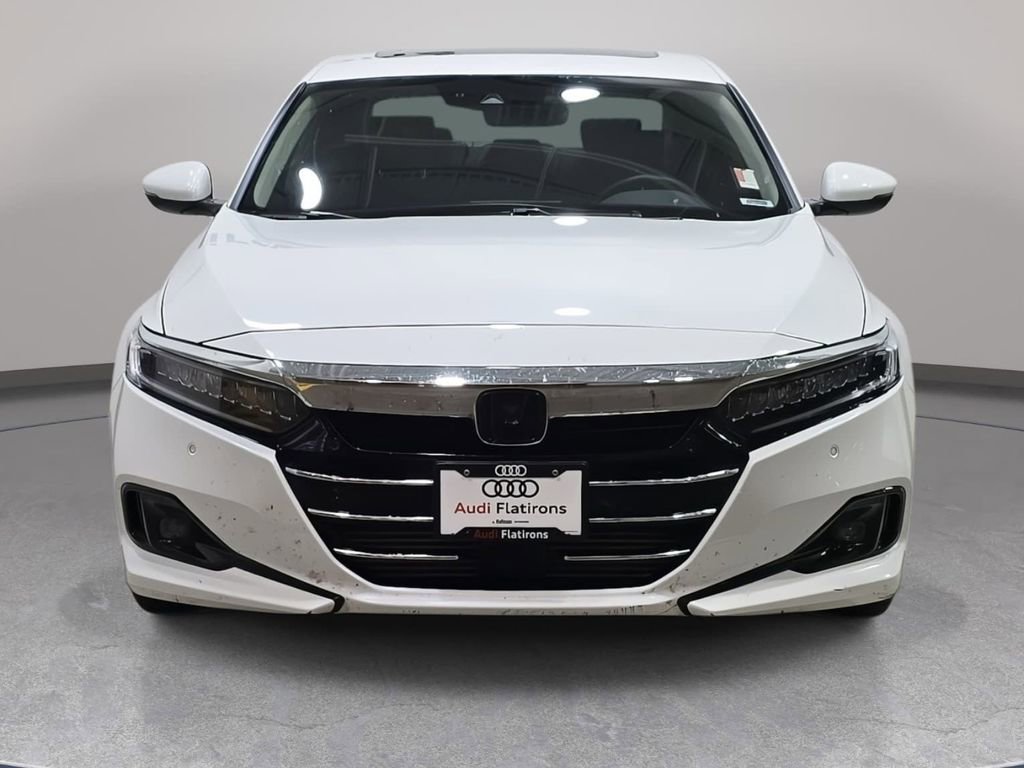 Used 2022 Honda Accord Touring image 3