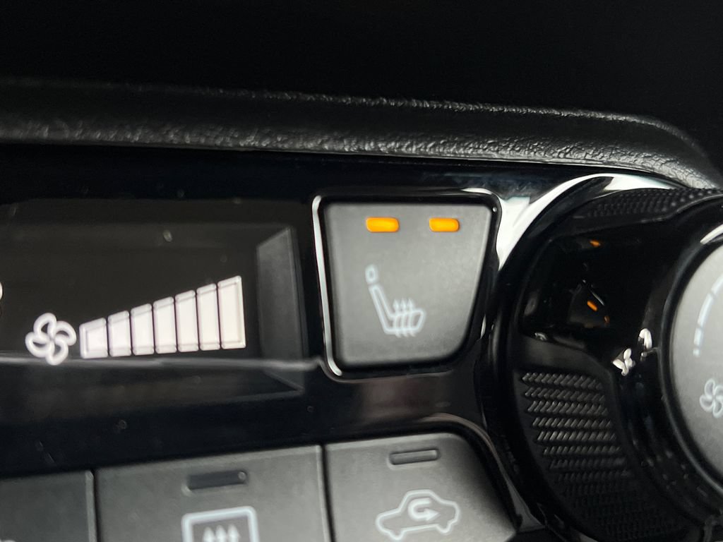 New 2026 Nissan Kicks SV w/ Cold Weather Package AWD/4WD image 29