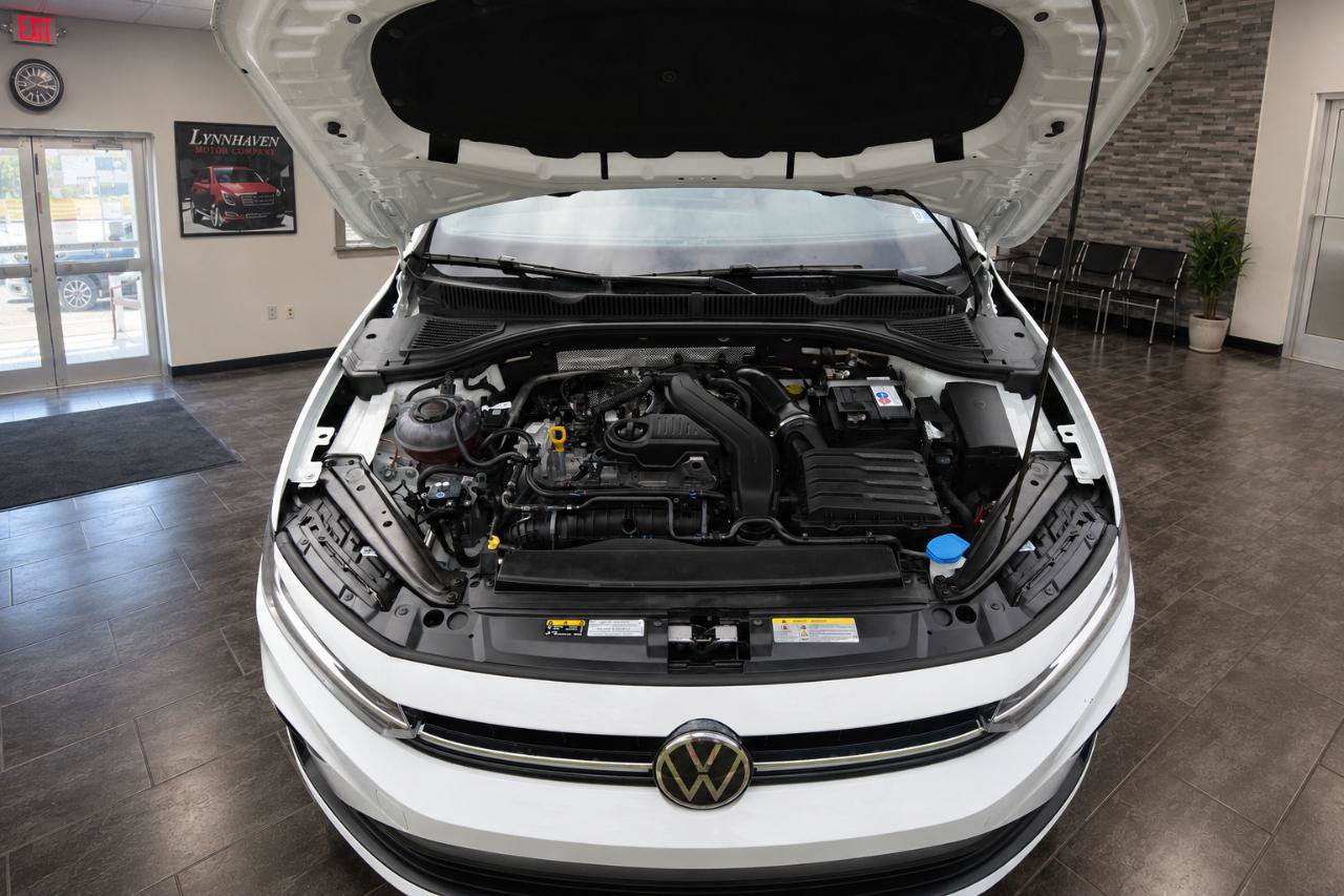 Used 2025 Volkswagen Jetta Sport FWD image 16