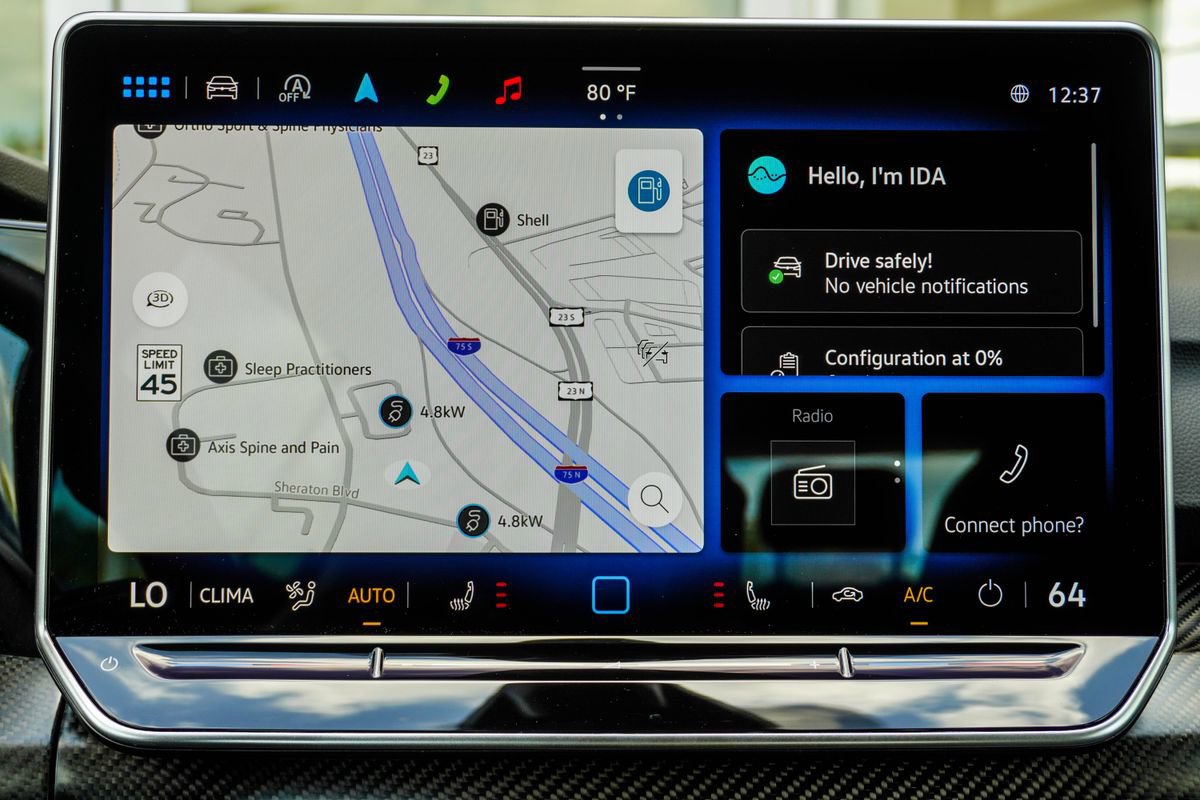 Used 2025 Volkswagen Golf R Black Edition image 22