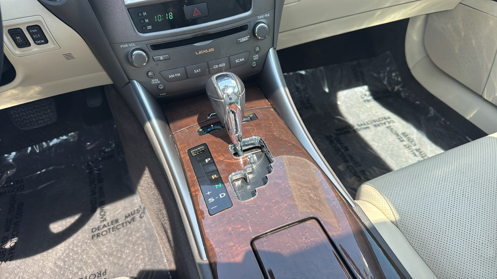 Used 2011 Lexus IS 250 w/ Premium Pkg Value Edition RWD image 22