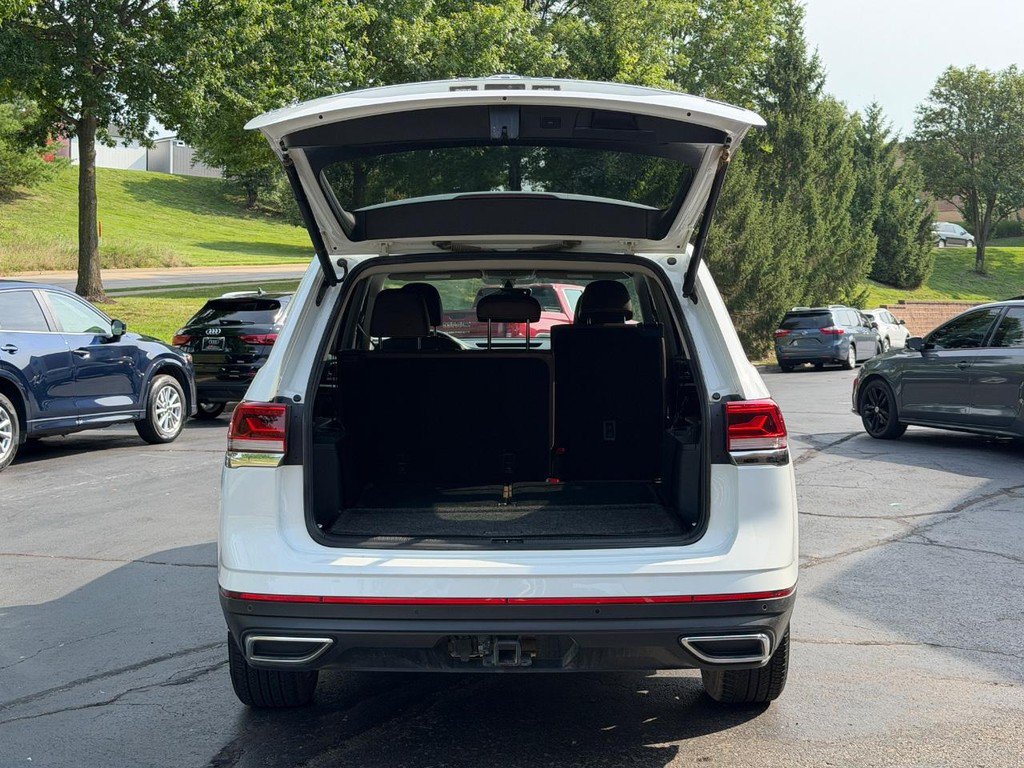 Used 2023 Volkswagen Atlas SE AWD/4WD image 4