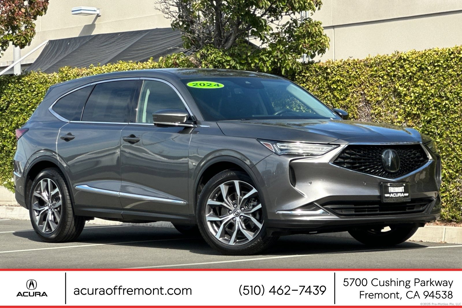 Used 2024 Acura MDX w/ Technology Package FWD image 1