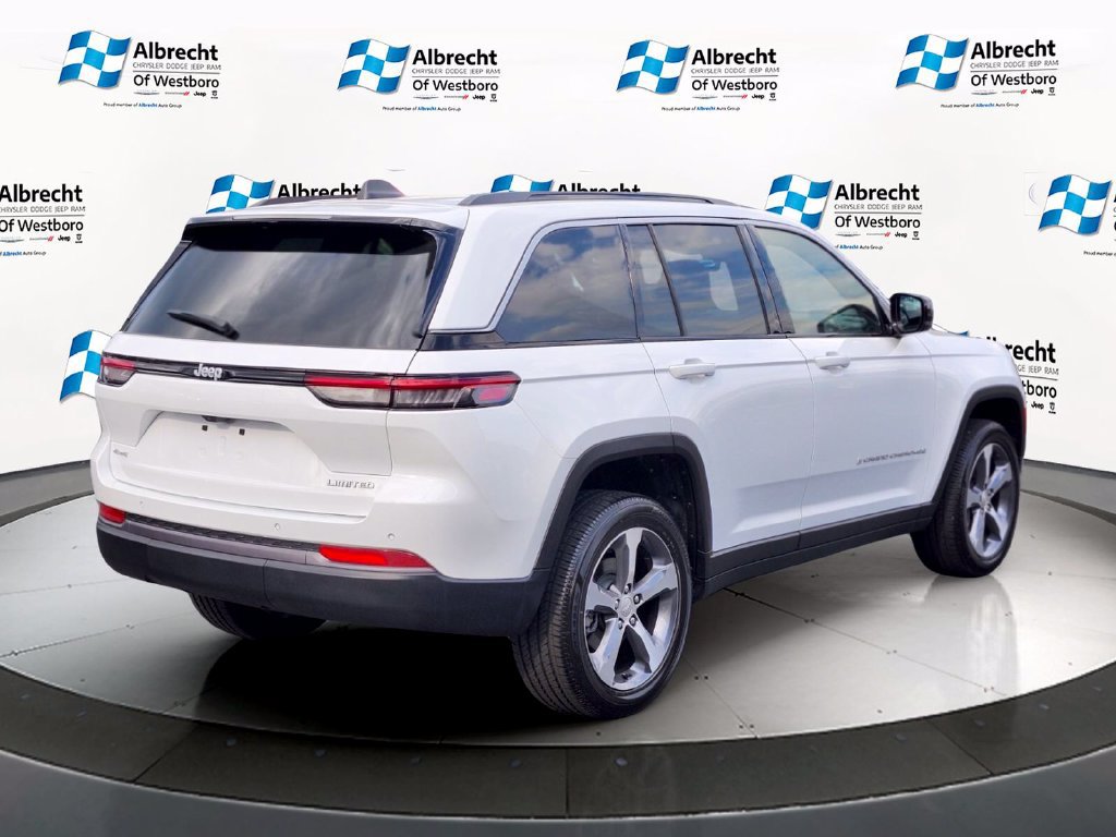Used 2026 Jeep Grand Cherokee Limited AWD/4WD image 5