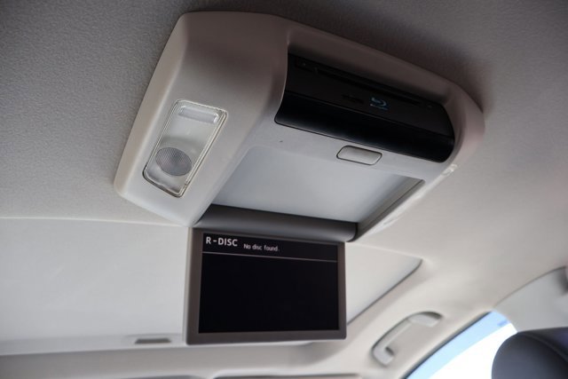 Used 2014 Toyota Sequoia Limited image 27