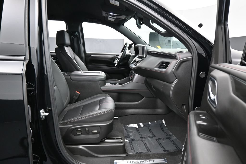 Used 2023 Chevrolet Tahoe RST w/ Luxury Package RWD image 49