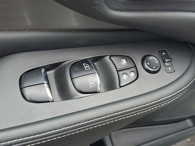 Used 2020 Nissan Murano SL image 17
