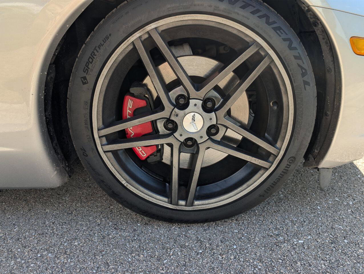 Used 2006 Chevrolet Corvette Convertible w/ Preferred Equipment Group image 26