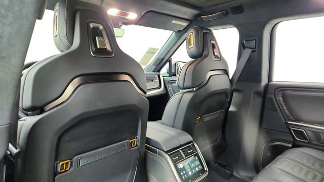 Used 2024 Rivian R1T Adventure image 31