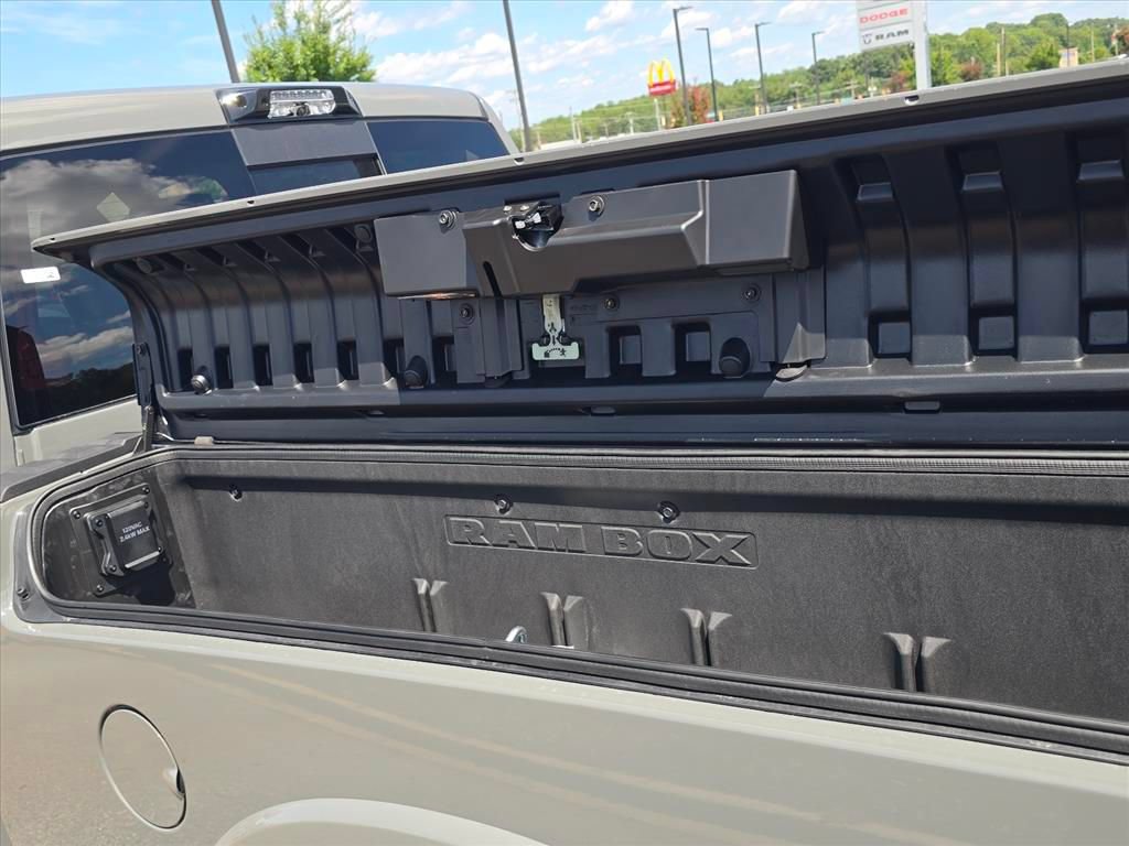 New 2027 RAM 2500 Limited AWD/4WD image 6