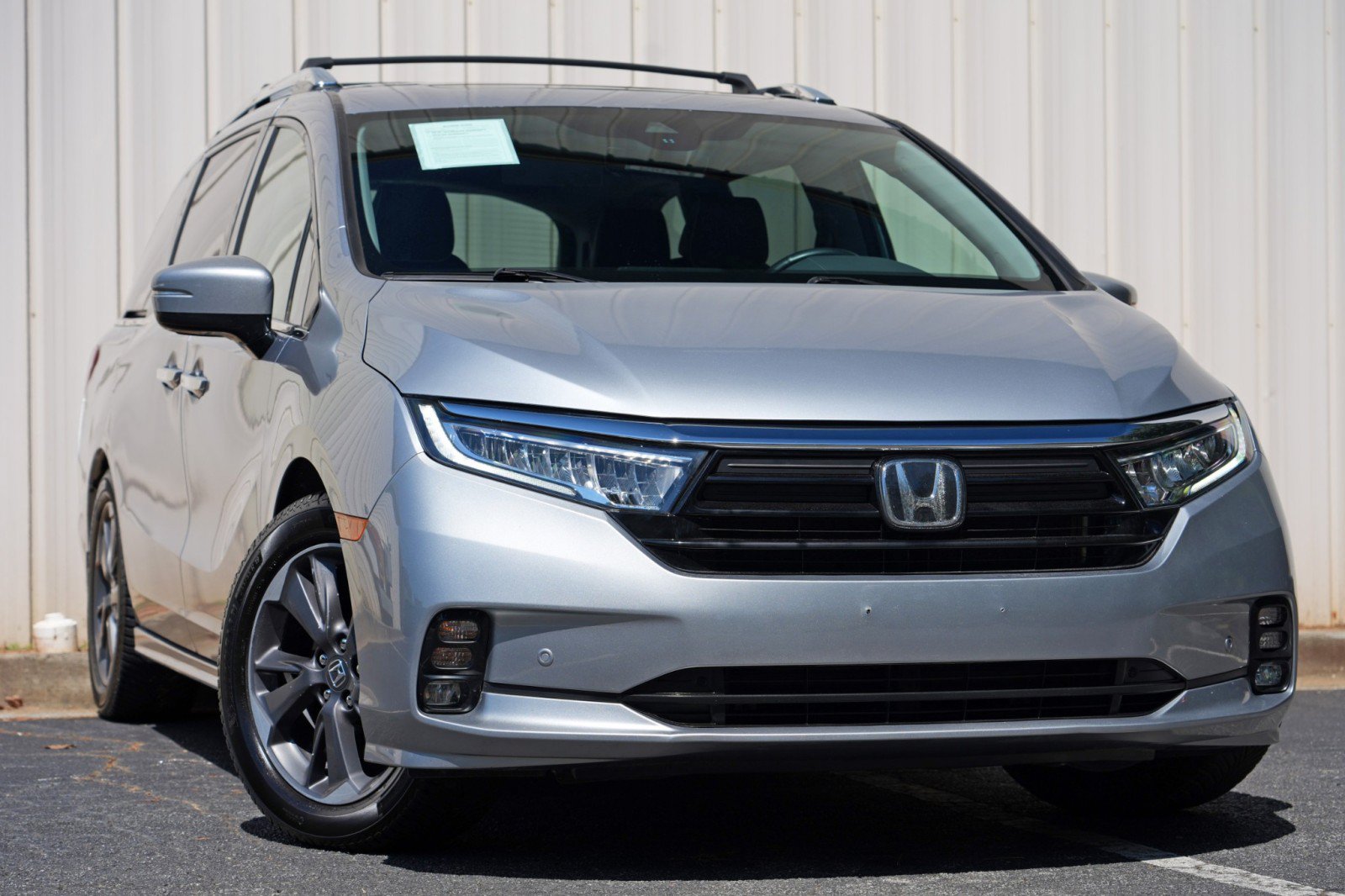 Used 2021 Honda Odyssey Elite image 2