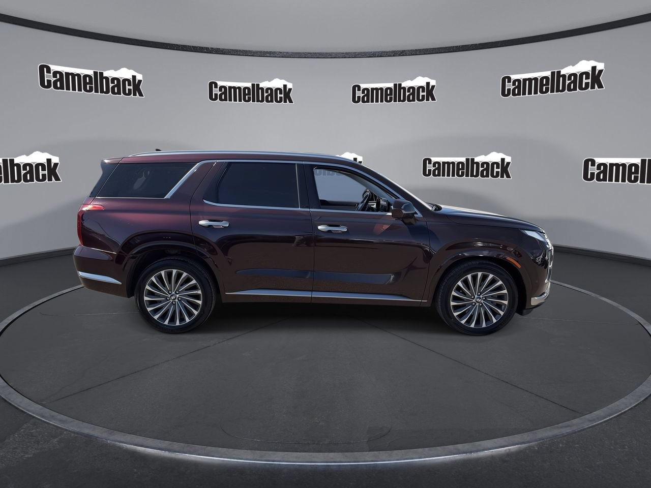 Certified 2024 Hyundai Palisade Calligraphy AWD/4WD image 8