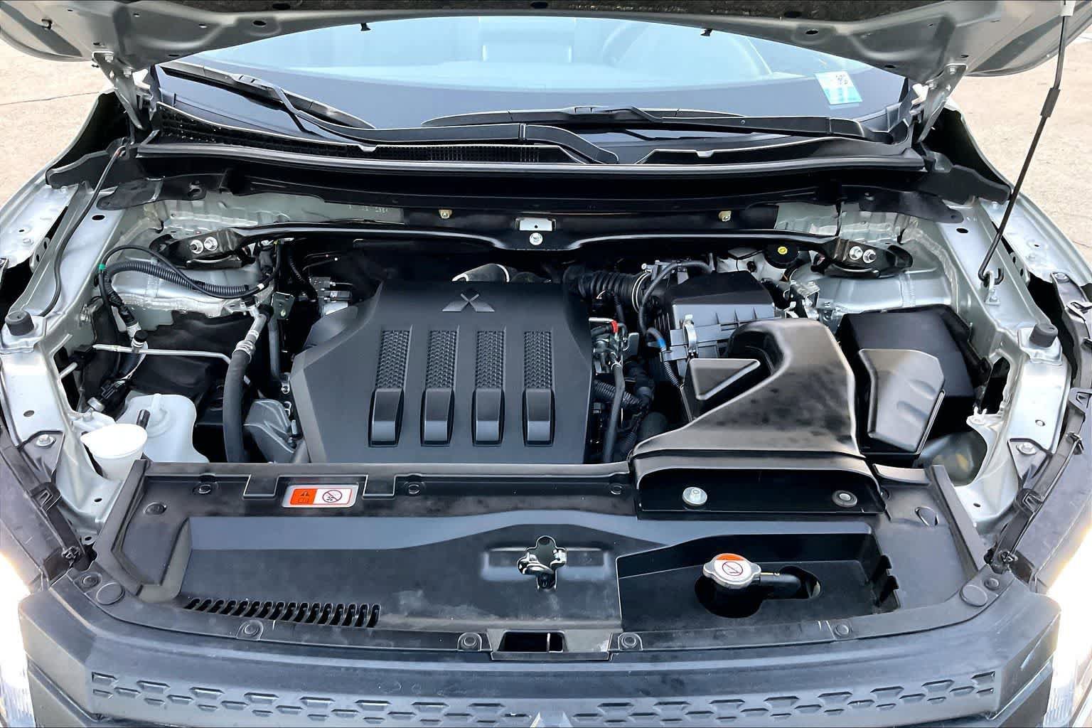 Used 2022 Mitsubishi Eclipse Cross SE FWD image 9